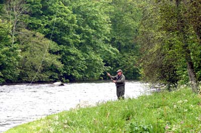 Fishing_the_Esk_2